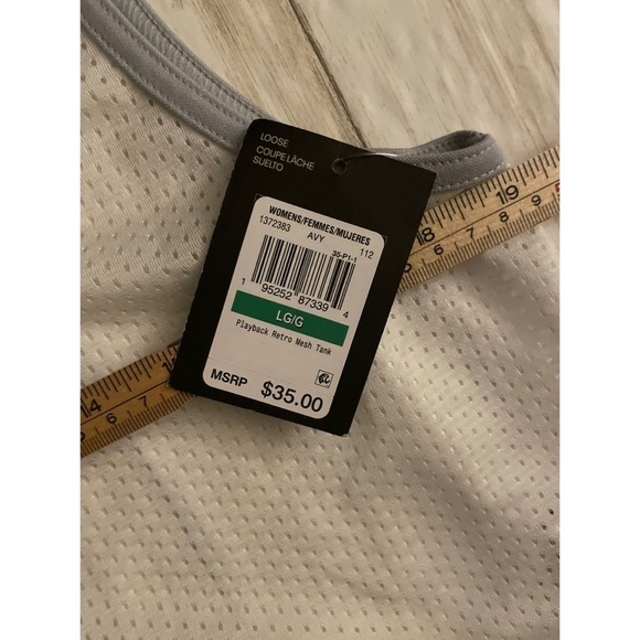 Under Armour Top Size Large - Picture 4 of 6